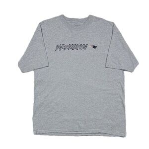 Vintage Y2K Reebok‎ NE Patriots grey graphic t shirt men XL